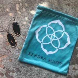 Kendra Scott Elle earrings